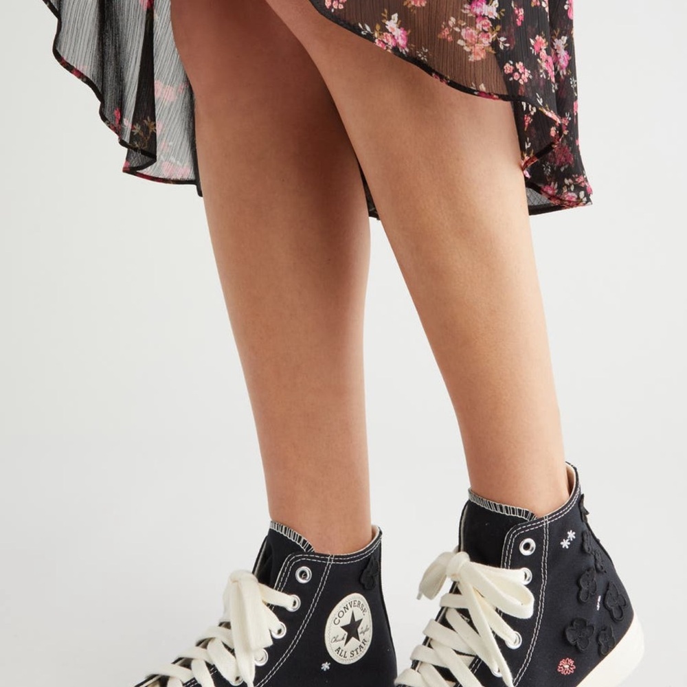 Converse Black and White High-Top Sneakers with Classic Design